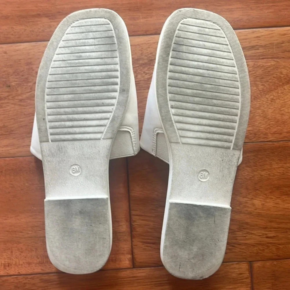 Rachel Zoe slides - Picture 3 of 3